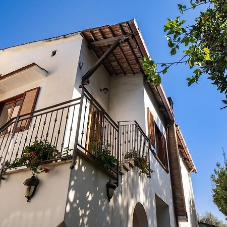 Mediterranean House Sorrento Bagian luar foto